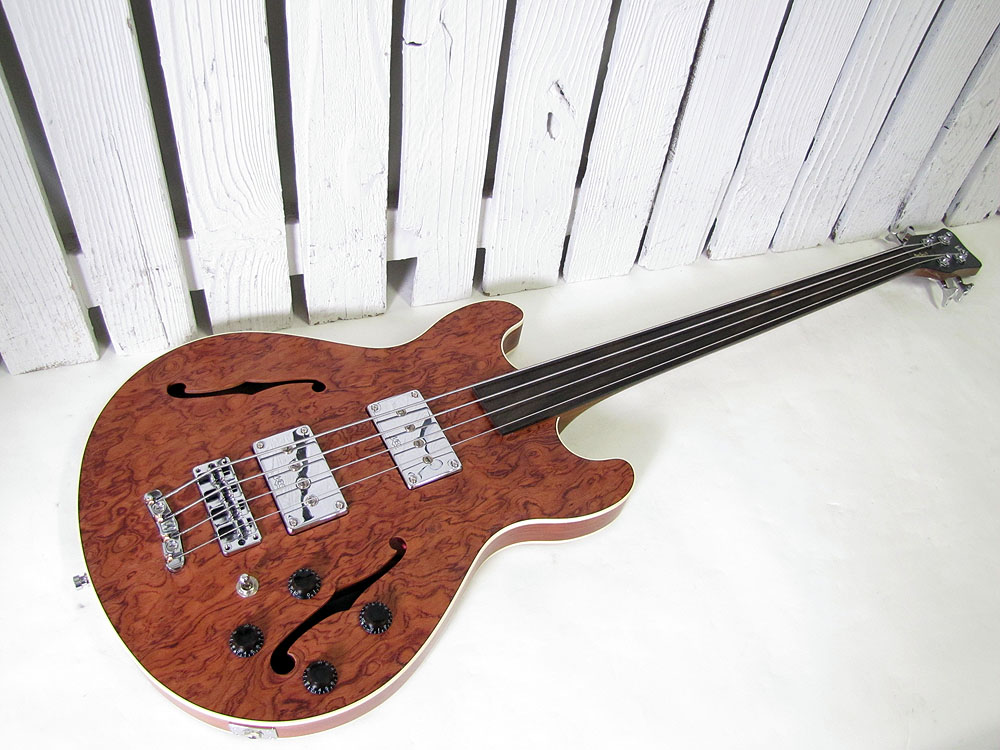 New Old Stock Warwick Fretless Star Bass II 4 String Hollow Body Made